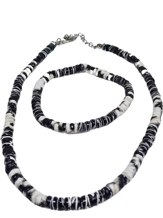 Set Black and white katsuki beads Necklace & Bracelet